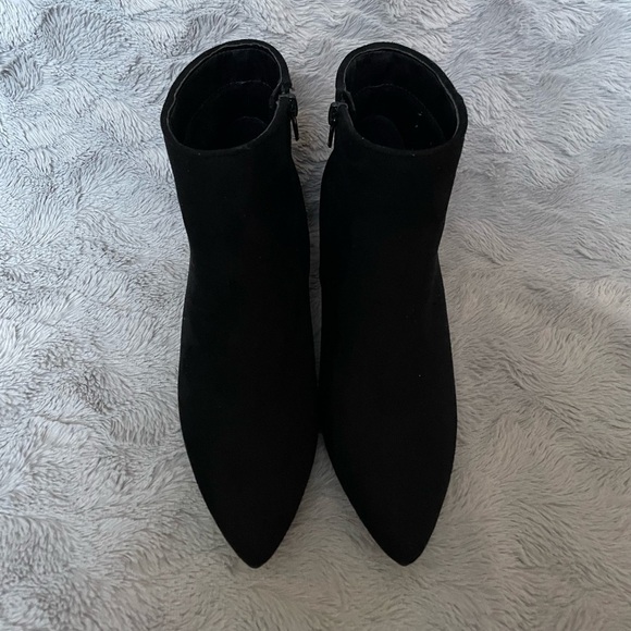 STEVE MADDEN | Black Ankle Boots - Picture 3 of 5